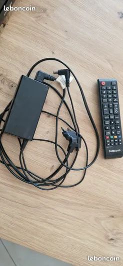 Television (image 3)