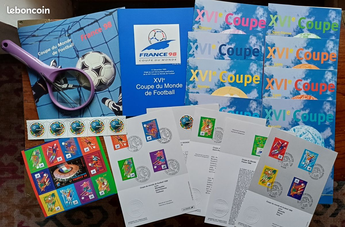 Gibraltar 909-913 (édition complète) 2000 Football (timbres pour collectionneurs) Football