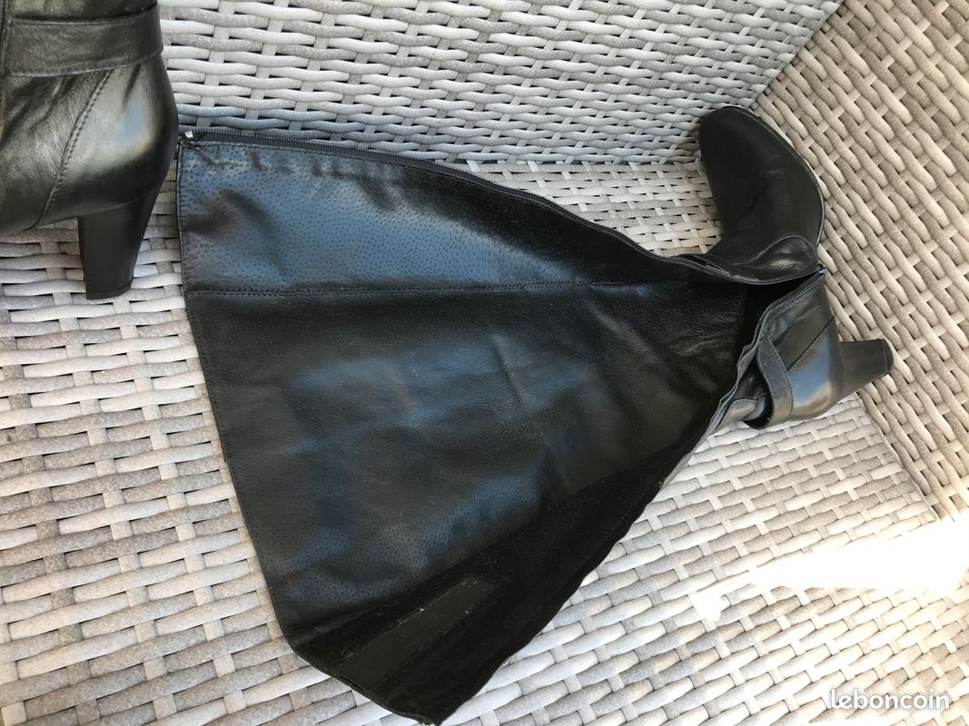 Bottes cuir noir quasi neuves (image 4)