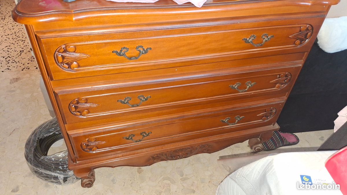 Ensemble lit 140 , 2 chevets et une commode style Louis XV merisier (image 3)