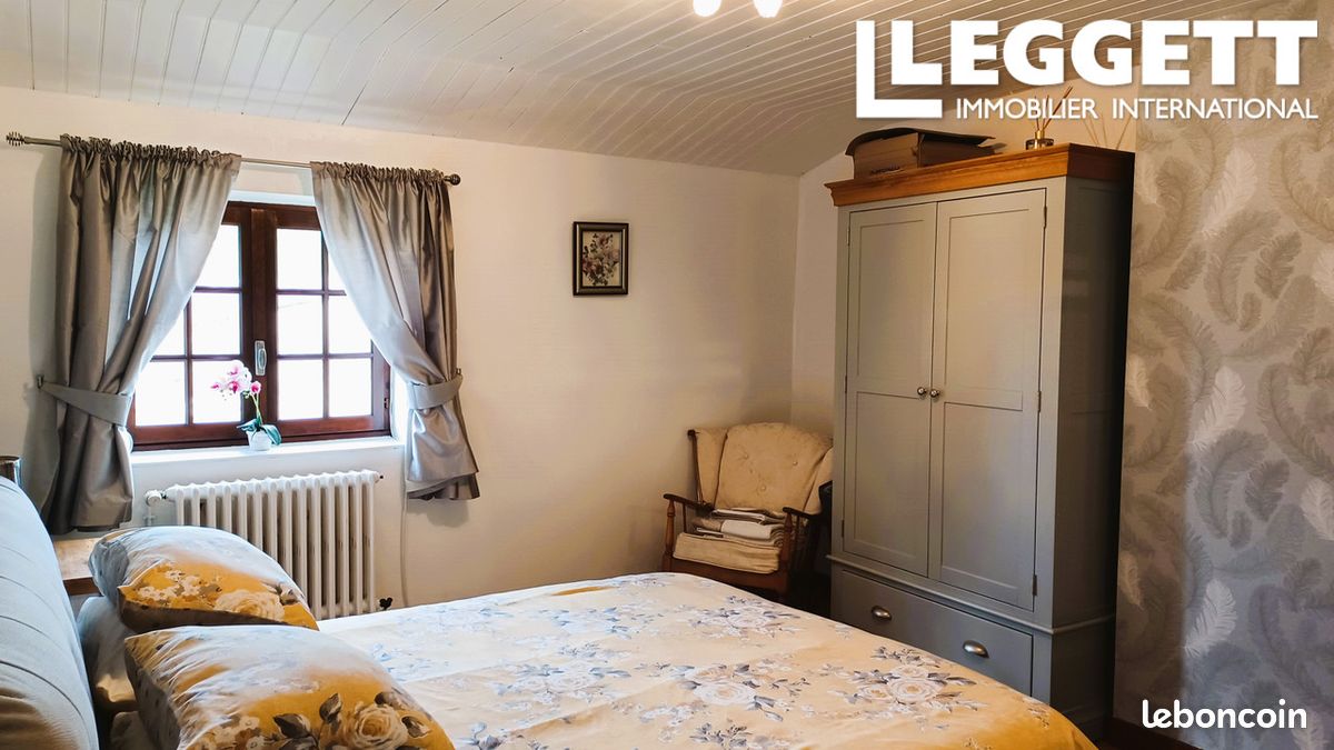 Maison 5 pièces 150 m² - Vançais 79120 (image principale 6)
