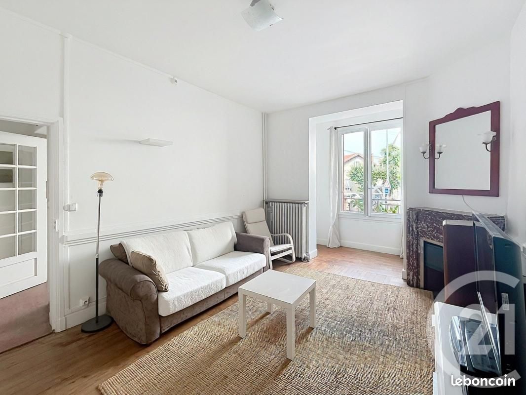 Maison 6 pièces 165 m² · à Clermont-Ferrand · 165 m² · 1 300 €/mois