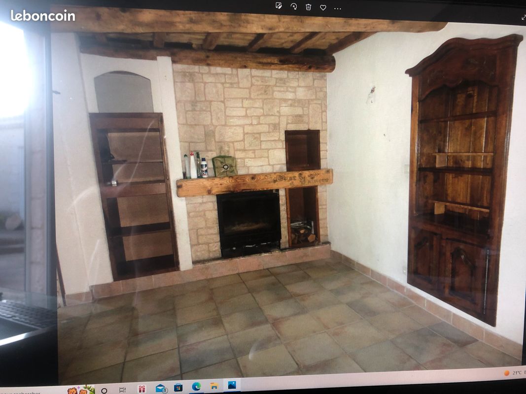 Maison 7 pièces 242 m² · à Clarensac · 242 m² · 330 000 €