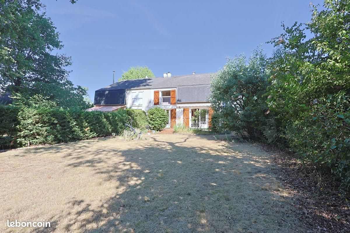 Maison 5 pièces 99 m² · à Montlouis-sur-Loire · 99 m² · 259 200 €