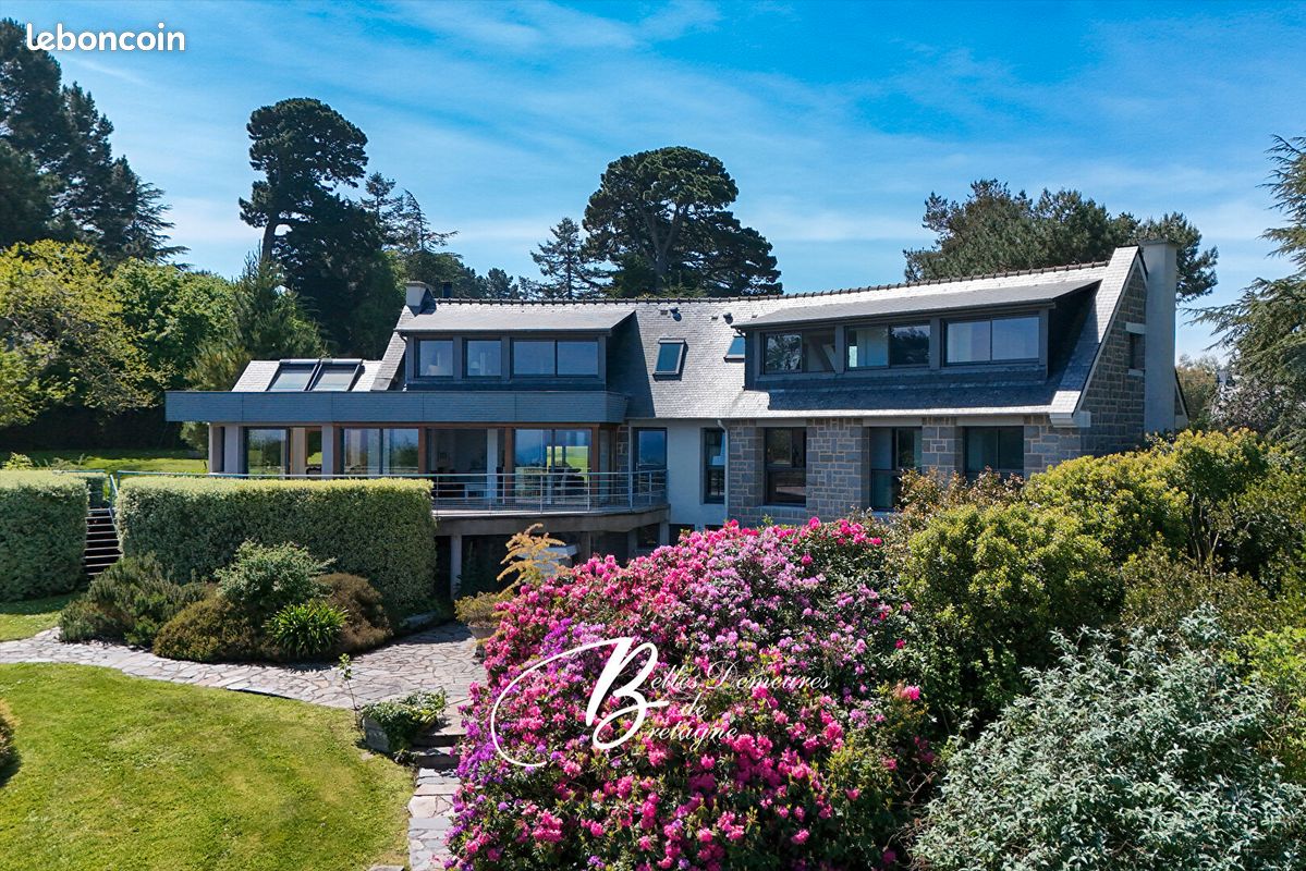 Maison 6 pièces 194 m² · à Binic-Étables-sur-Mer · 194 m² · 1 552 500 €