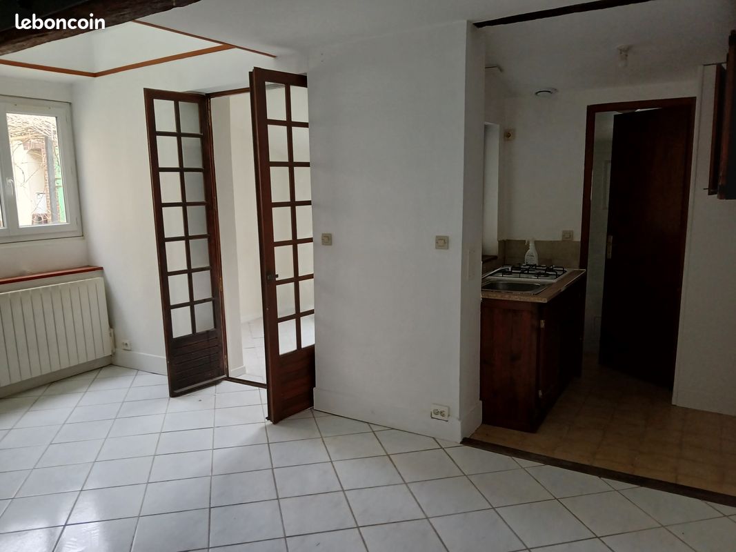 Appartement 2 pièces 37 m² · à Champrond-en-Gâtine · 37 m² · 390 €/mois