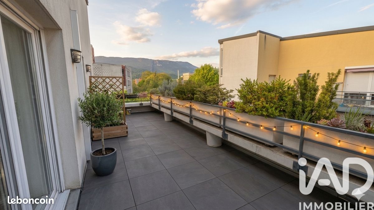 Appartement 5 pièces 110 m² · à Grenoble · 110 m² · 299 000 €