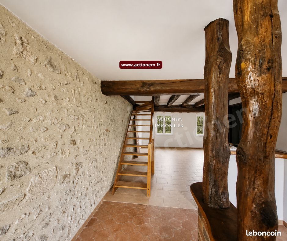 Appartement 3 pièces 82 m² · à Étampes · 82 m² · 850 €
