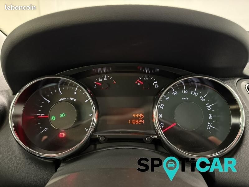 Peugeot 5008 1.2 Puretech Style II S&S (image 8)