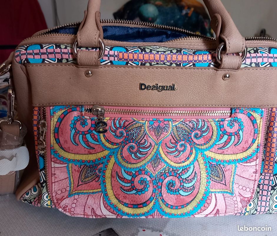Sac desigual Accessoires Bagagerie