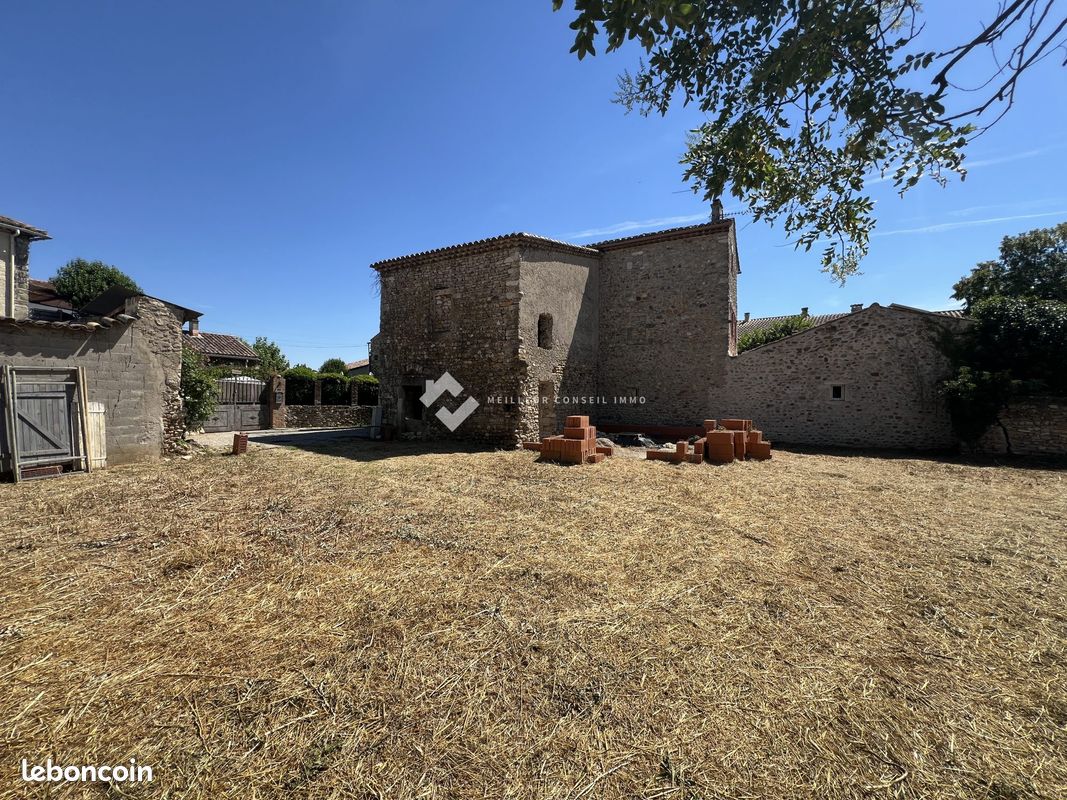 Maison 2 pièces 90 m² · à Saint-Denis · 90 m² · 95 000 €