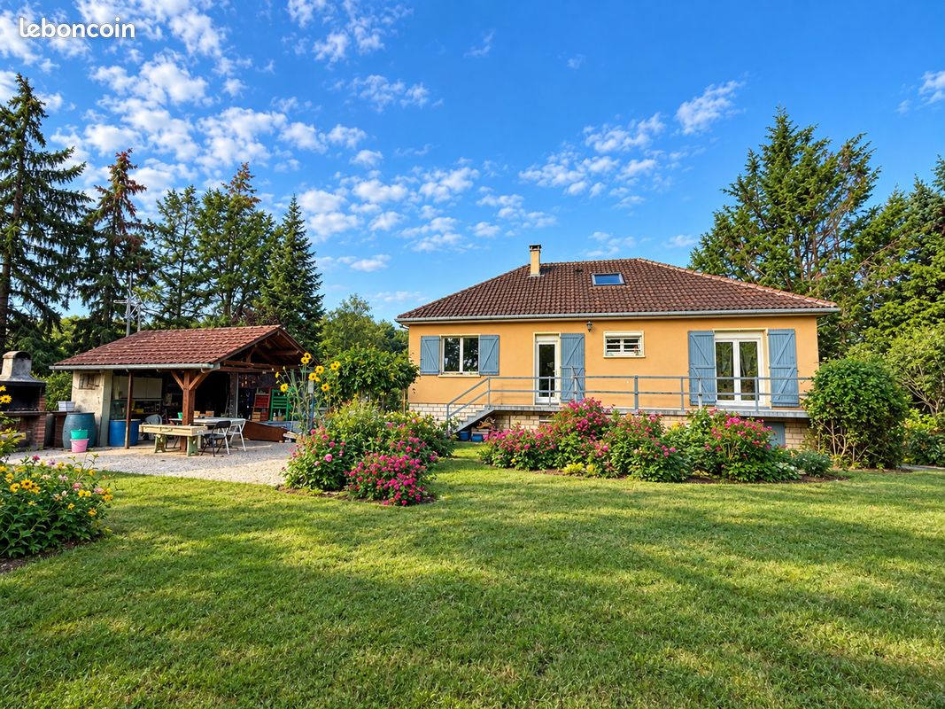 Maison 6 pièces 117 m² · à Arnage · 117 m² · 236 000 €