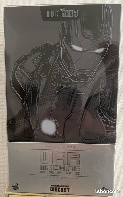 Iron Man Hot Toys War Machine Diecast (image 4)