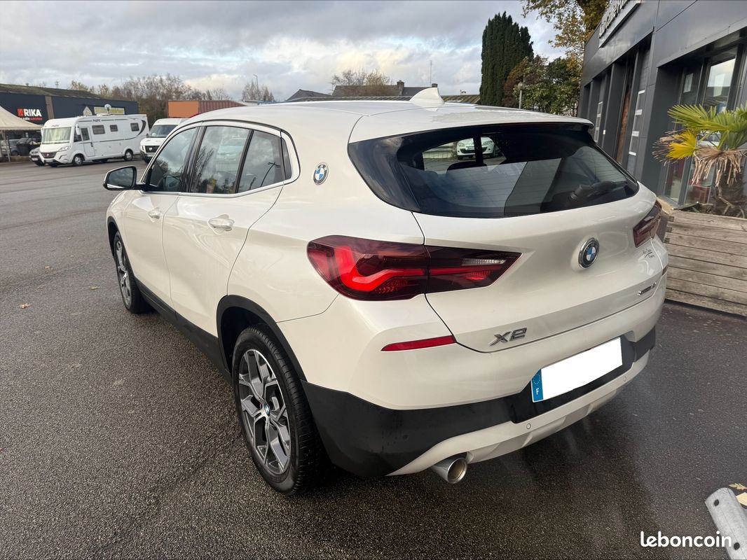 BMW X2 sDrive 18iA 136ch Business DesignDKG7 (image 2)