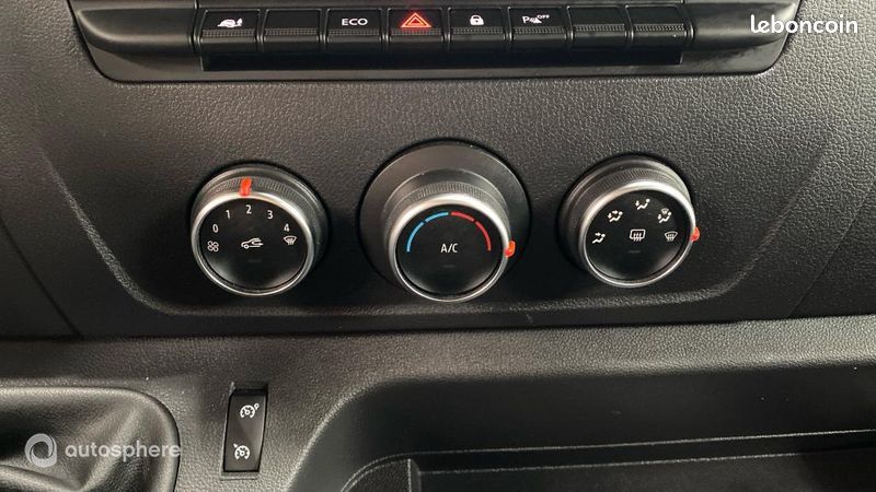 Renault Master Véhicule utilitaire ou Société F3500 L3H3 2.3 Blue dCi 135ch Confort Euro6E (image 26)
