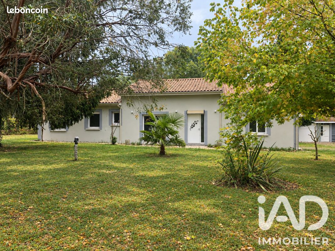 Maison 5 pièces 205 m² · à Val de Virvée · 205 m² · 375 000 €