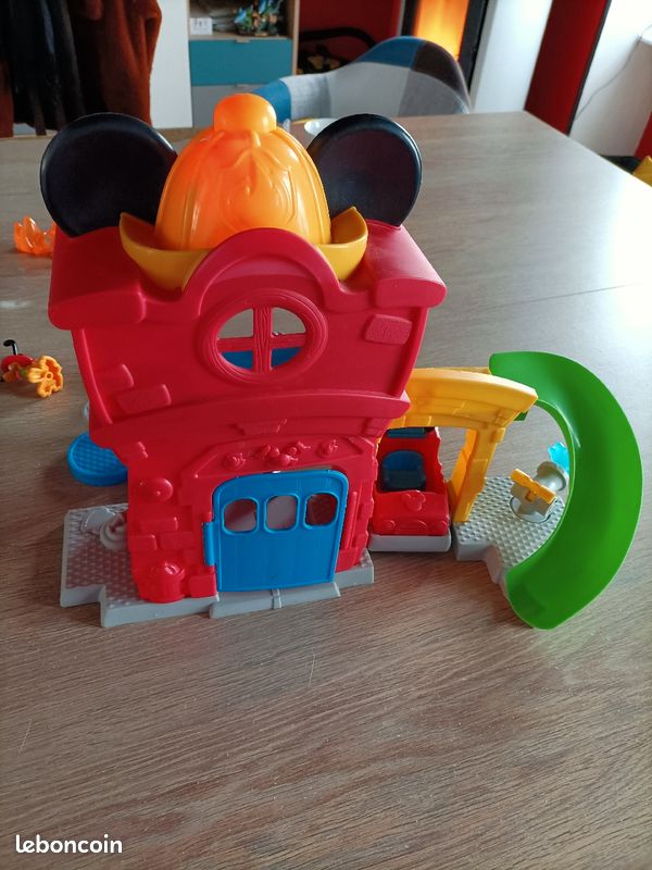 Caserne de pompiers Mickey (image 3)
