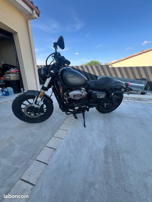 Vend Hyosung 125 GV EVO (image 1)