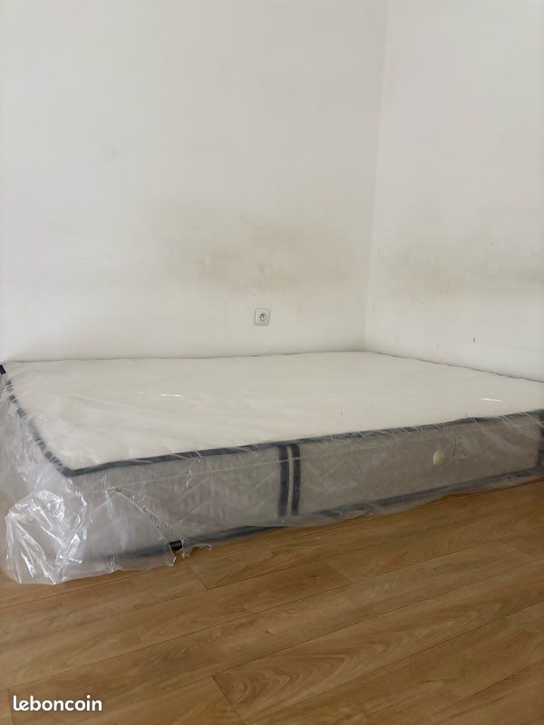 Matelas 140 × 190 cm – Très bon état (image 6)