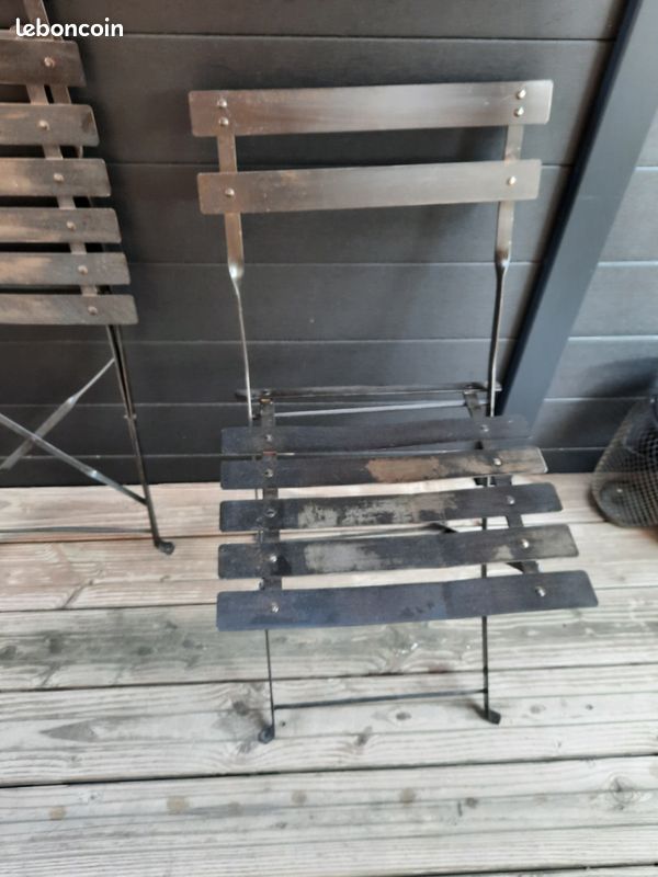 Chaises en métal (image 1)