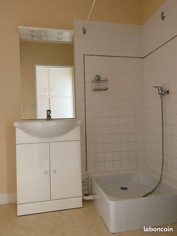 Appartement à louer dans résidence - Poitiers Gibauderie - T1 28m2 - Poitiers 86000 (image principale 2)