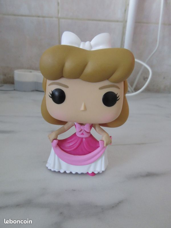 Funko Cendrillon Rose (image 1)