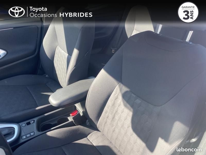 Toyota Yaris 116h Dynamic Business + Programme Beyond Zero Academy 5p MC24 (image 4)