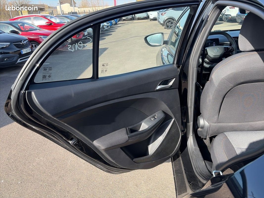 MG MG3 1.5 L Hybrid+ 195 ch Comfort (image 28)