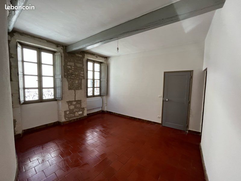 Appartement 3 pièces 46 m² · à Saint-Rémy-de-Provence · 46 m² · 660 €