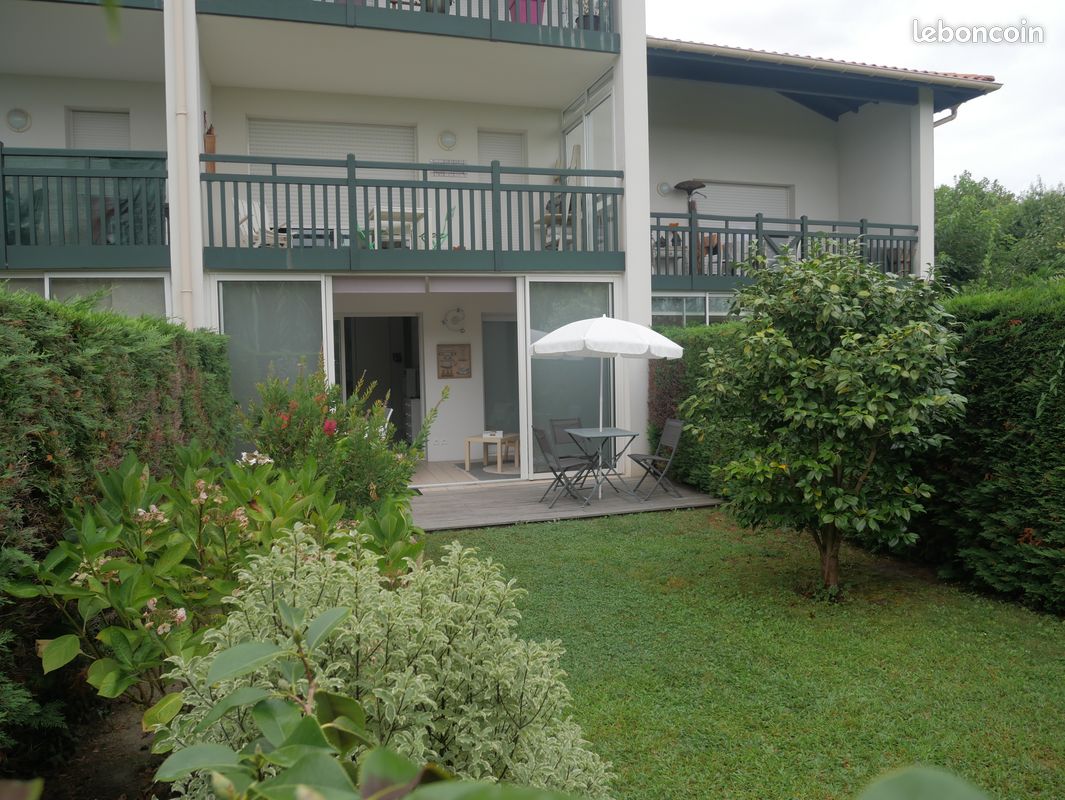 Appt 4 personnes - proximité place erretegia (image 1)