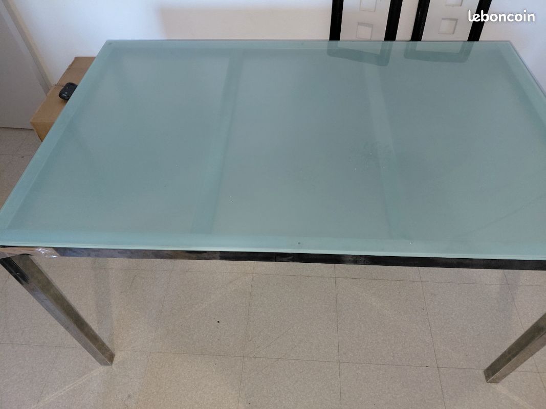 Vends table de salle à manger (image 2)