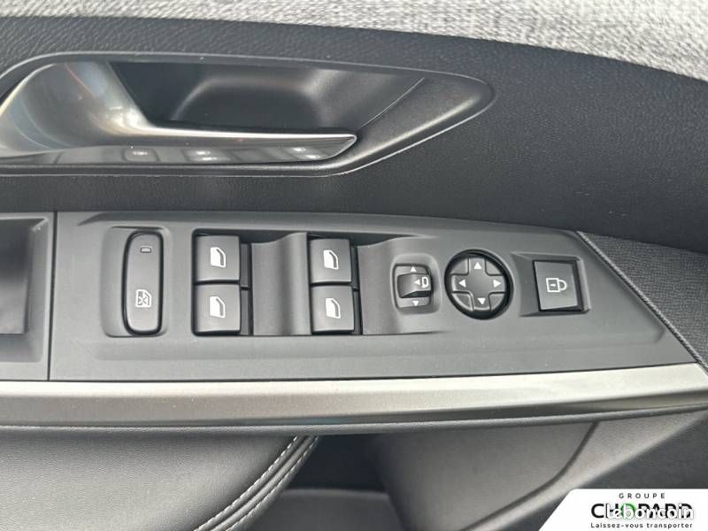 Peugeot 3008 Hybrid 136 e-DCS6 Allure (image 24)