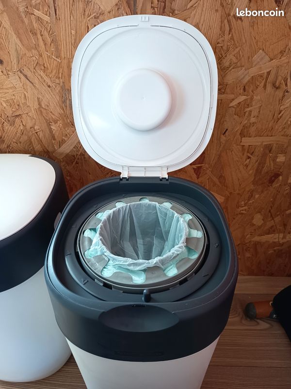 Poubelles à couches (image 2)