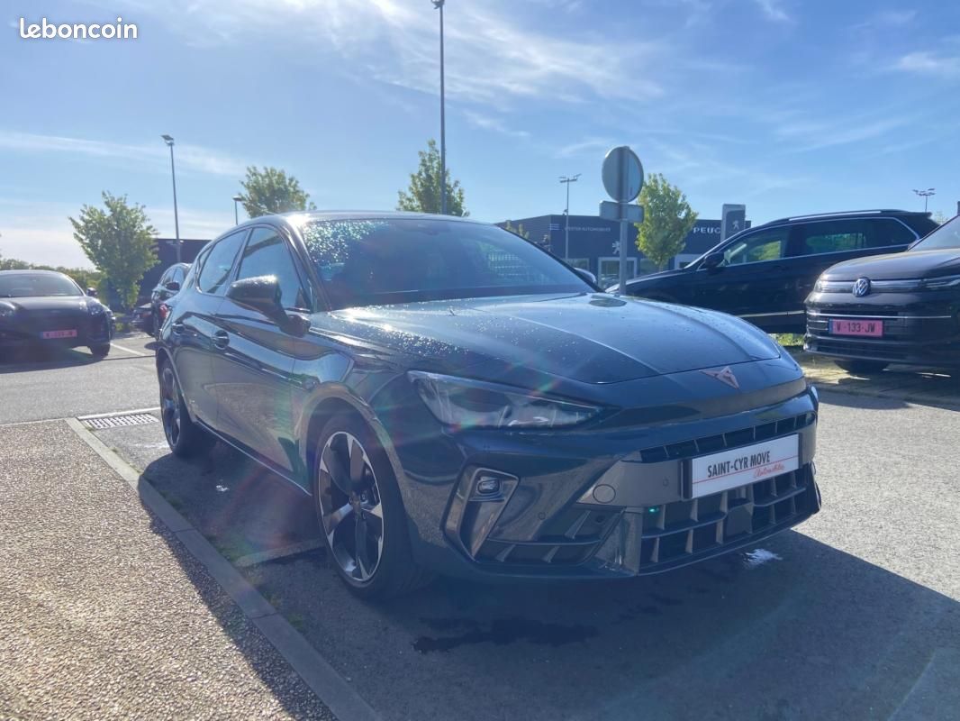 Cupra Leon 1.5 eTSI Hybrid 150 ch DSG7 V (image 3)