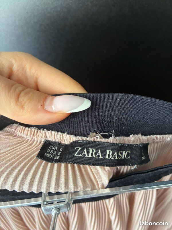 Pantalon fluide rose et noir Zara taille S (image 5)