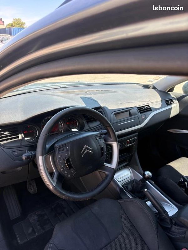 Citroen C5 1.6 HDI TOURER 110 CV CONFORT (image 9)