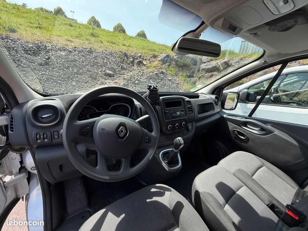 Renault trafic l2h1 gd confort 2,0 dci 170 ch edc (image 10)
