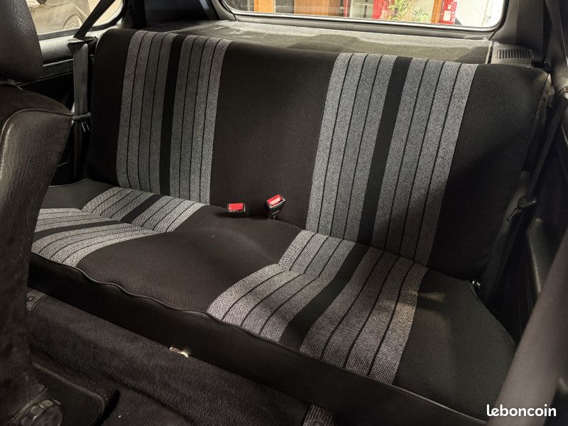 Volkswagen GOLF 1 GTI (image 9)