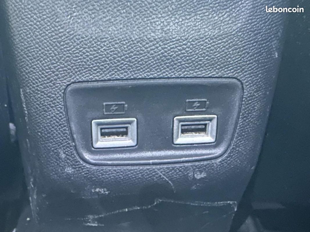 Peugeot 2008 generation-ii 1.5 bluehdi 130 allure business eat bva start-stop (image 14)