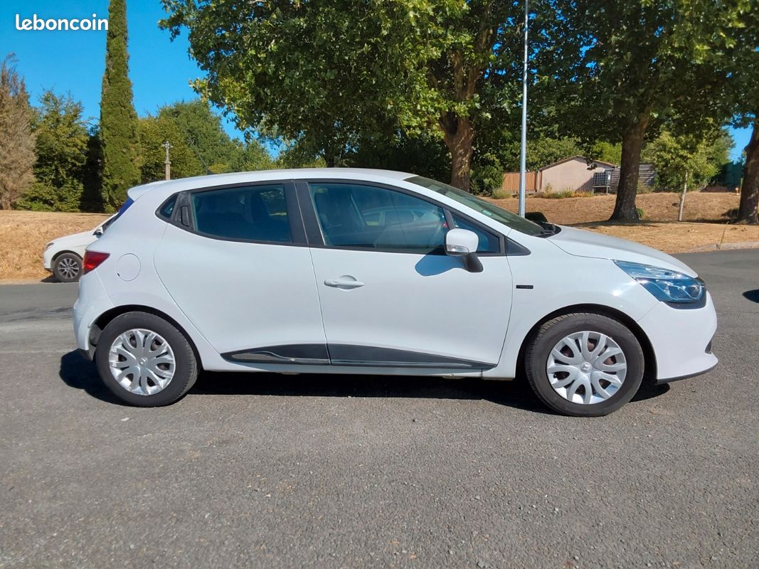 Renault Clio 4 1,2 16V 75ch Finition Trend (image 3)