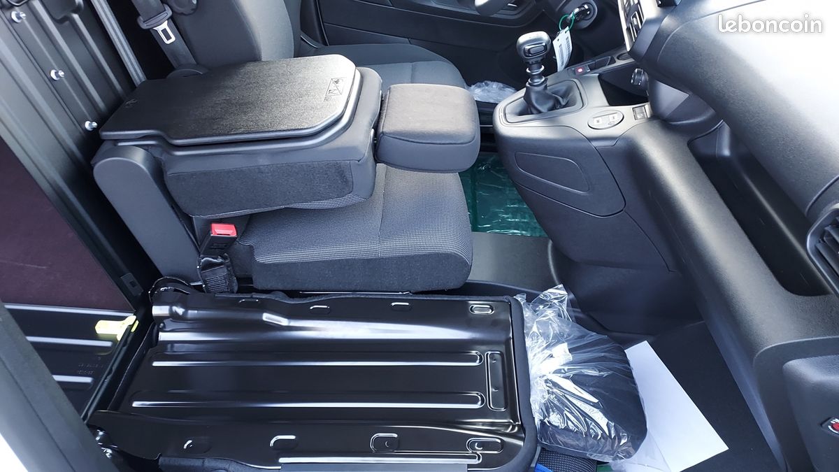 Opel COMBO CARGO M 1000KG BLUEHDI 100CH S&S +PLANCHER BOIS (image 10)