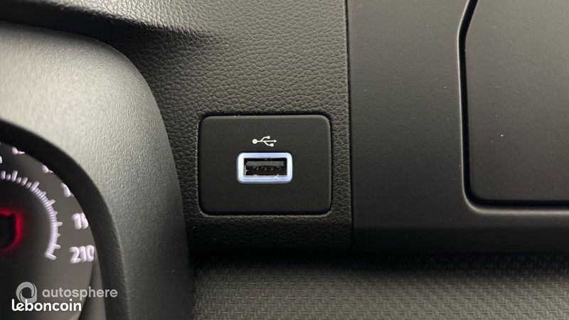 Dacia Sandero 1.0 SCe 65ch Essential (image 30)