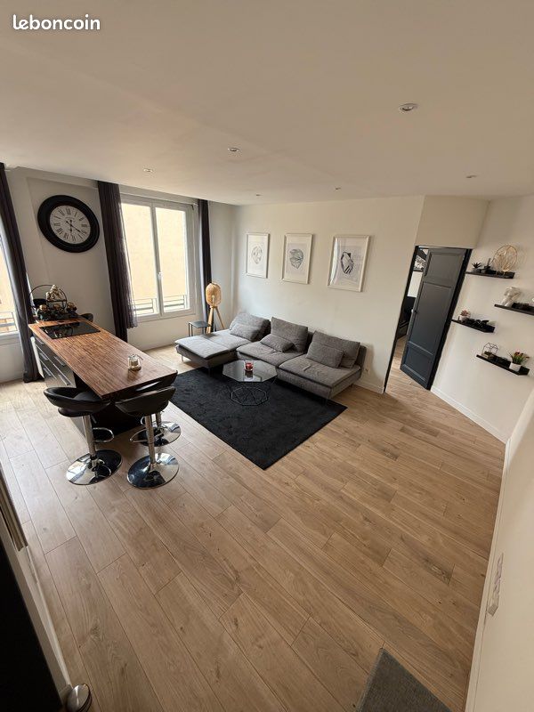 Appartement 2 pièces 53 m² · à Toulon · 53 m² · 740 €/mois