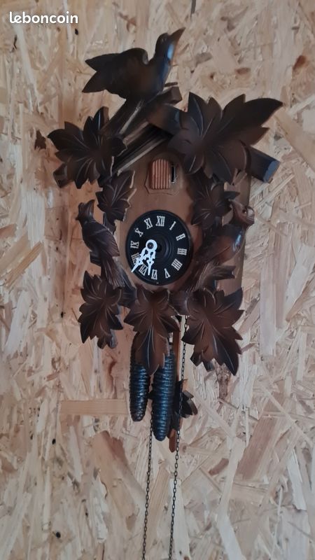 ANCIEN COUCOU PENDULE FORET NOIRE 50x32x23 cm EUR 75,00 - FR