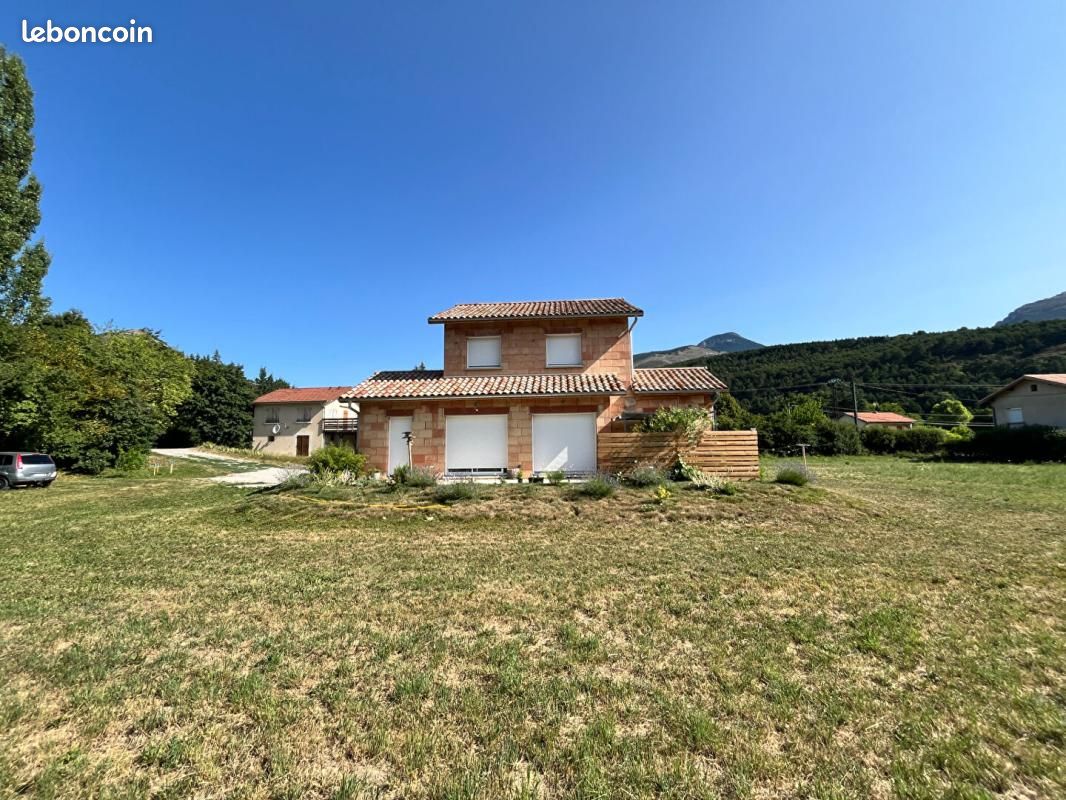 Maison 4 pièces 121 m² · à La Faurie · 121 m² · 296 500 €