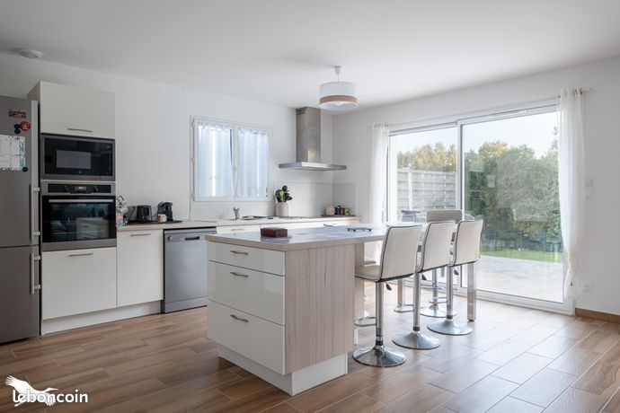Pavillon 4 pièces 133 m²