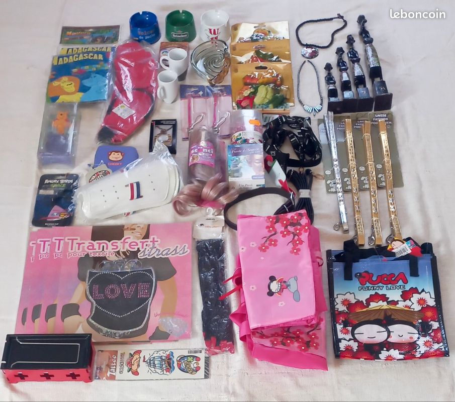 Lot Divers Articles pour Brocante, Donne Divers Cadres Neufs (image 16)