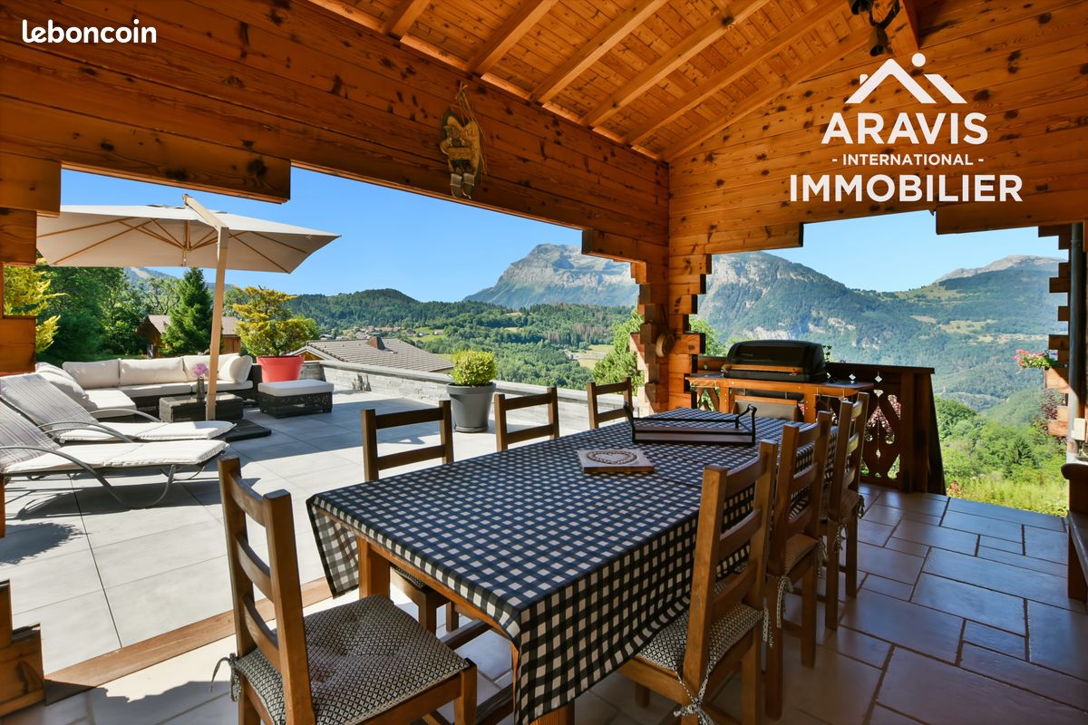 Maison 6 pièces 200 m² · à Arâches-la-Frasse · 200 m² · 1 100 000 €