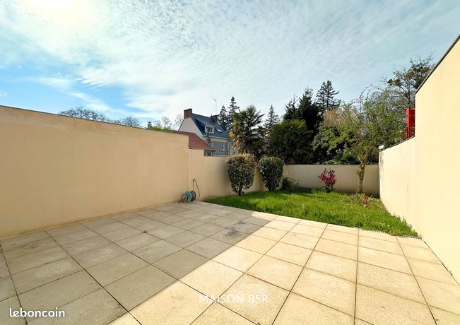 Maison 6 pièces 180 m² — 3