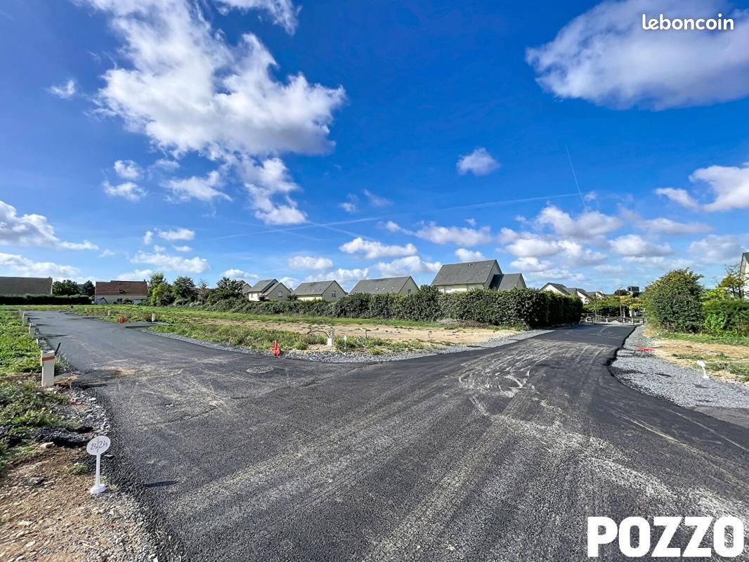 Terrain 600 m² · à Saint-Martin-de-May · 127 800 €